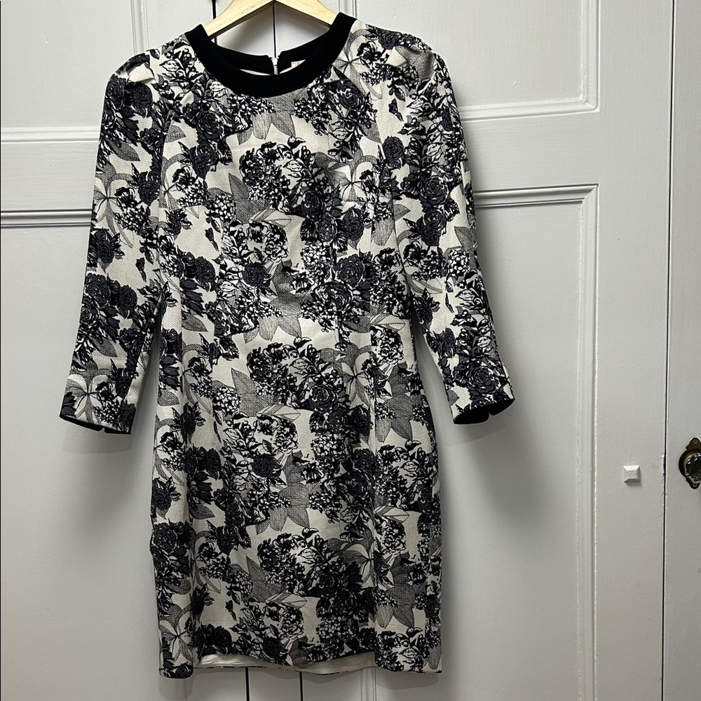 Elegant Black and White Floral Midi Dress